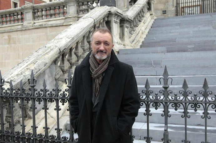  Arturo Pérez-Reverte