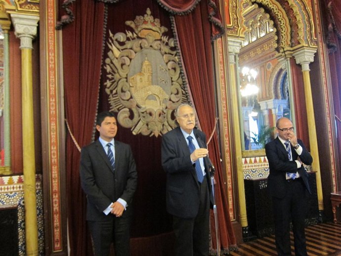 Visita del alcalde de Puebla a Bilbao.