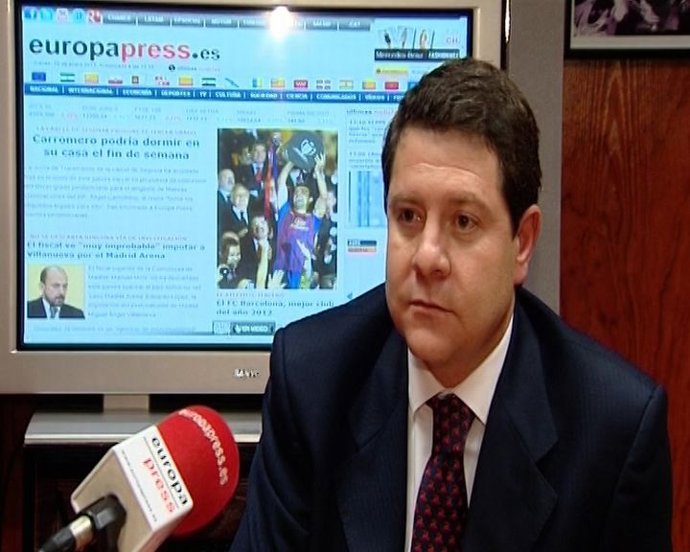 García-Page resalta "olvido" de Cospedal sobre ingresos