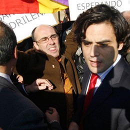 al consejero de Sanidad, Juan José Güemes es agredido en Parla