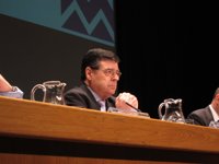 Ambrosio presenta de "forma voluntaria" su renuncia como vicepresidente y consejero de Liberbank