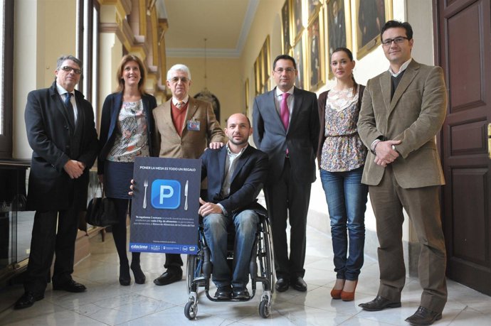 Presentación de 'Poner la mesa es todo un regalo'