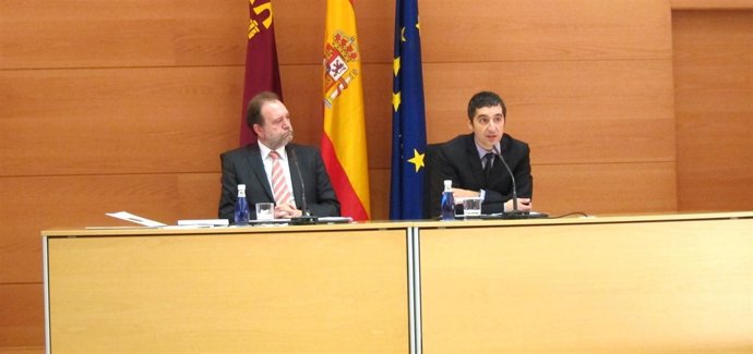 Cruz junto al consejero Sotoca