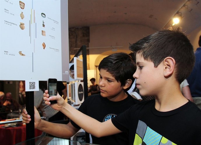 Exposición 'La otra cara de la vida' de Grupo Mémora en Girona