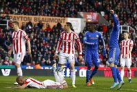 El Stoke regala la victoria al Chelsea en el Britannia