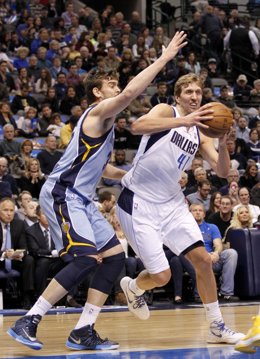 Dirk Nowitzki, Dallas Mavericks, ante Marc Gasol, Memphis Grrizlies