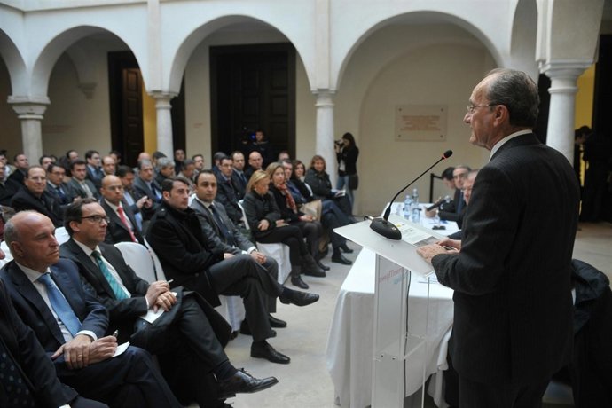 Francisco de la Torre presenta cluster nacional de smart city