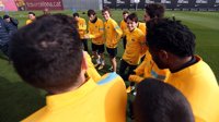 Fútbol.- Marc Muniesa (Barcelona) vuelve a trabajar con el grupo tras cinco meses y medio