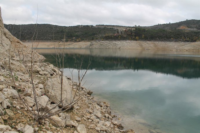 ENTREPEÑAS Y BUENDÍA