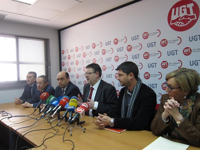 Ximo Puig, junto a David Cerdán, Gabriel Echávarri, Barceló, Luna y Marín  