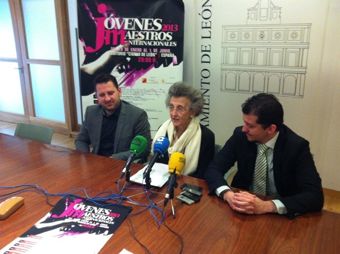 La presidenta de la Margarita Morais y Juan Pablo García