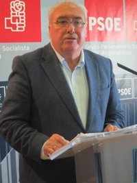 El PSOE tacha de "burla" la convocatoria de 100 plazas en las oposiciones educativas en Extremadura