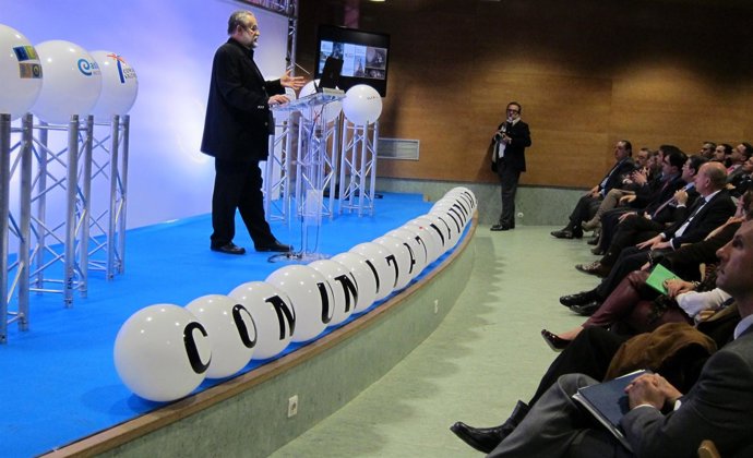 Alejandro Guijarro presenta el stand de la Comunitat Valenciana en Fitur.