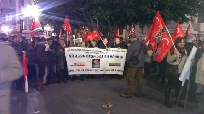 Concentración de trabajadores de Bankia en Sevilla