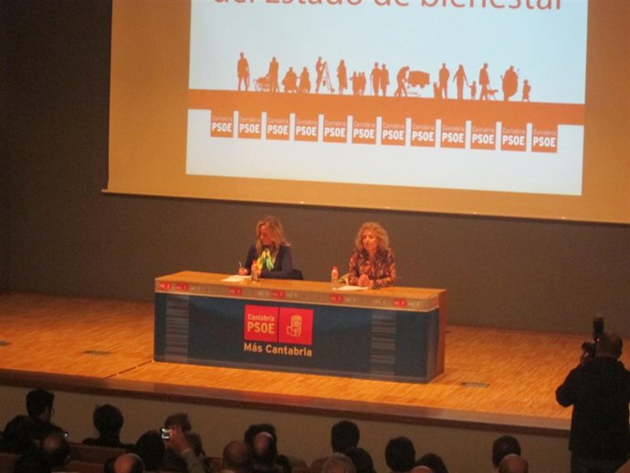 Trinidad Jiménez y Rosa Eva Díaz Tezanos 