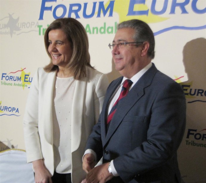 La ministra de Empleo, Fátima Báñez, y presidente del PP-A, Juan Ignacio ZOido