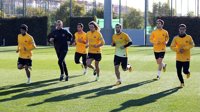 Fútbol/Copa.- Villa, con molestias en el muslo derecho, baja para recibir al Málaga