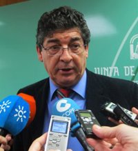 IULV-CA ve "oportuno" el viaje oficial de Valderas a Palestina, que tiene un coste inferior a los 4.000 euros