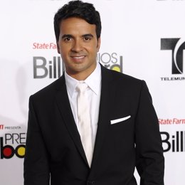  Luis Fonsi