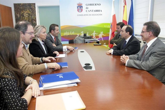 Reunión Serna y asociación empresa familiar