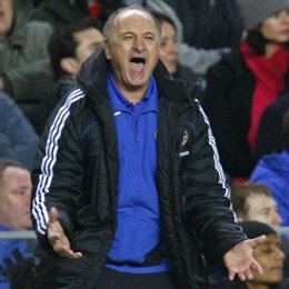 El Chelsea destituye a Luiz Felipe Scolari