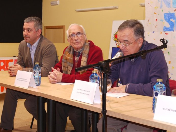 (Segundo Envío) Fotos De: A MOSTRA 'QUERIDO BALBINO,1961 2011. 50 ANOS DE MEMORI
