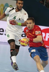 Balonmano/Mundial.- Víctor Tomás: "Ahora nos esperan los dos partidos más complicados" 