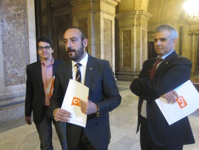 J.M.Espejo, J.Cañas y C.Carrizosa, C's