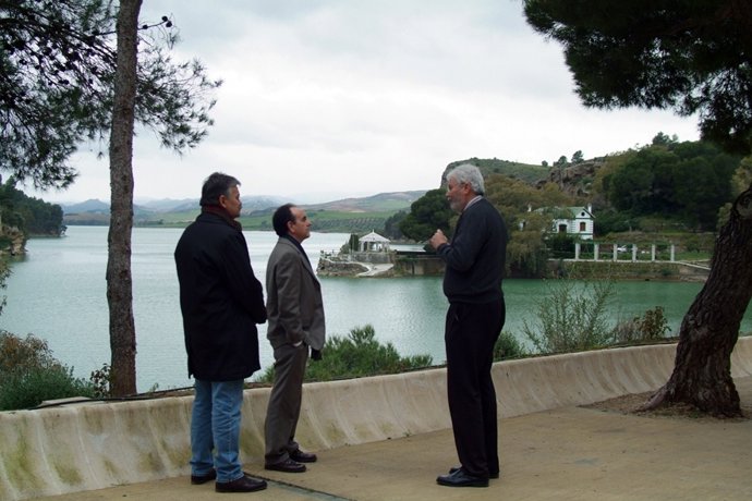 Visita del consejero Rafael Rodríguez a los embalses del Guadalhorce