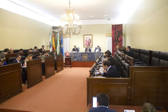 Imagen del Pleno de enero de Diputación de Huelva.