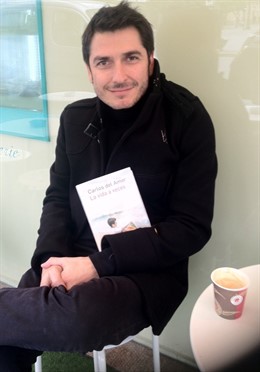 Carlos del Amor presenta en Sevilla 'La vida a veces'