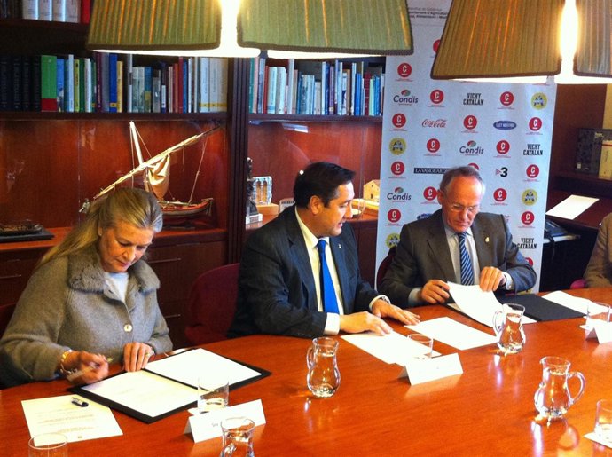 Pepa Aymamí, Josep Maria Pelegrí, Joan Estapé 