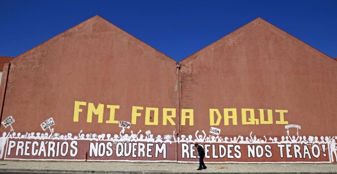 Mural Contra El Ajuste Estructural Del FMI En Portugal