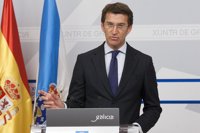 (AV.Feijóo decidirá sobre Currás "en función de lo que declare" y defiende que el gobierno local "funciona"