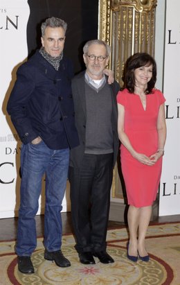  Steven Spielberg, Daniel Day-Lewis Y Sally Field En Lincoln