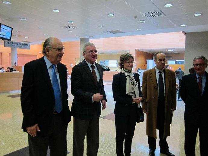 Valcárcel, García Tejerina y Pacheco, antes de las jornadas