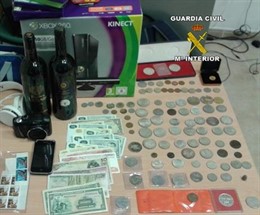 Monedas antiguas robadas