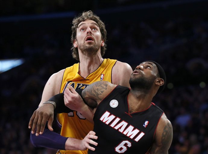 Pau Gasol (Los Angeles Lakers) Lebron James (Miami Heat)