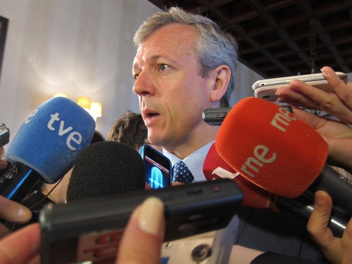 Alfonso Rueda Haciendo Declaraciones