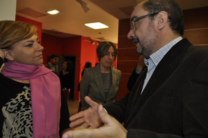 Elena Valenciano y Javier Lambán (PSOE).