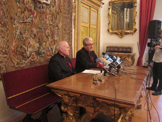 Segundo Pérez, nuevo deán de la Catedral de Santiago, en rueda de prensa