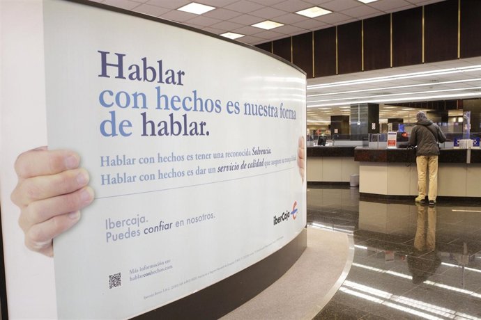 Uno de los carteles de la campaña