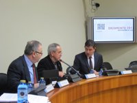 (AMP) Besteiro pide al Parlamento que "reaccione" ante el "derrumbe" demográfico y llama a activar la comisión