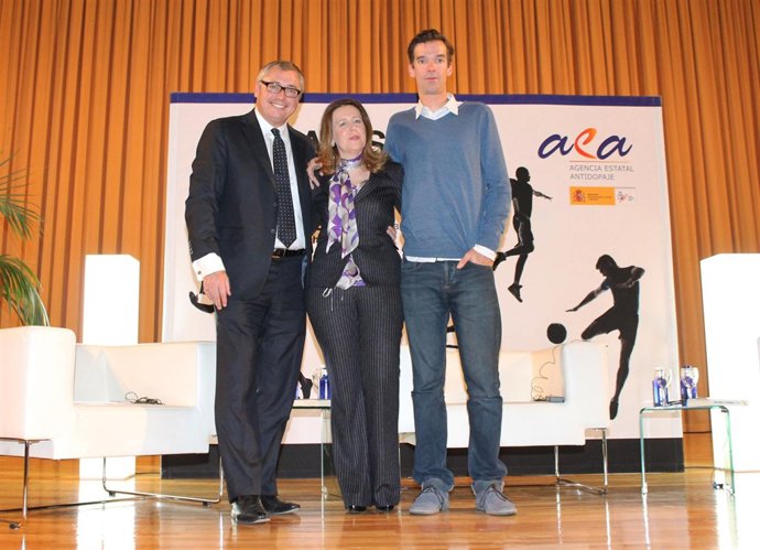 David Millar Michael Robinson Ana Muñoz