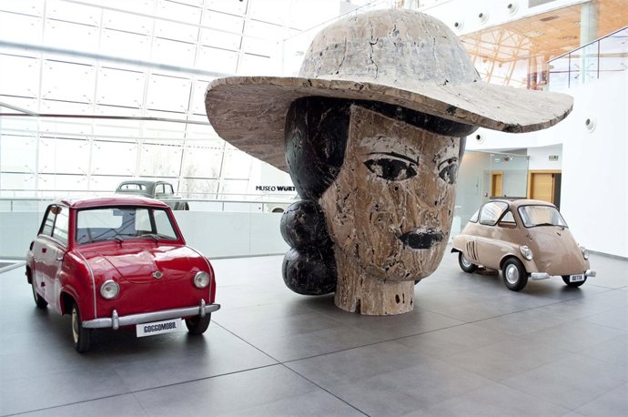 Exposición coches Würth