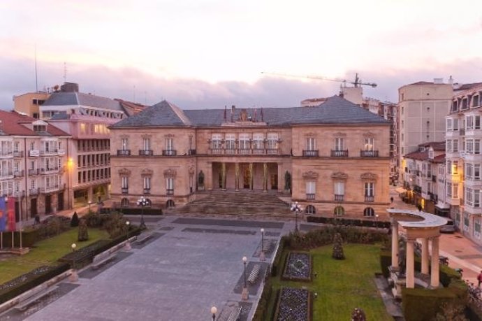 El palacio de la provincia, sede de la diputación de alava