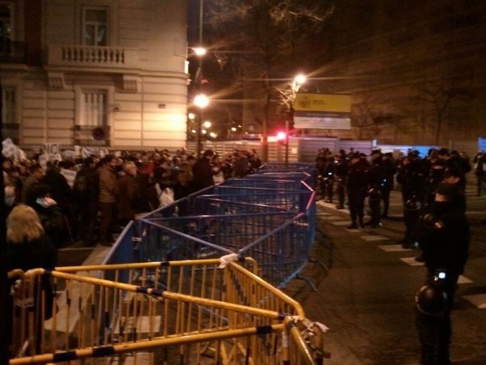 Protesta en Génova contra la corrupción