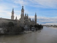 La CHE mantiene la previsión y la punta de la avenida llegará a la ribera aragonesa del Ebro entre el lunes y miércoles
