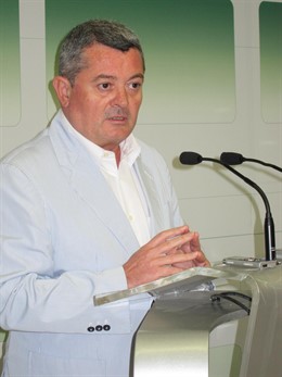 El portavoz de Salud del PSOE-A en el Parlamento andaluz, Jesús María Ruiz