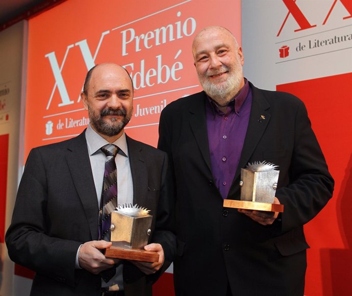 F.Lalana y C.Mallorquí, ganadores de la XX edición del Premio Edebé